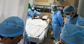 মির্জা আব্বাসকে দেখতে হাসপাতালে প্রধানমন্ত্রী